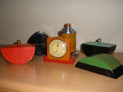 Art Deco Bakelite and Catalin Objects