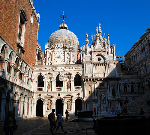 Venice – Light and Shade Inside the Doge’s Palace