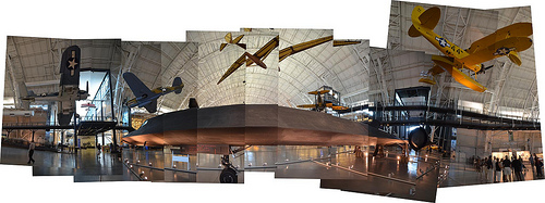 Steven F. Udvar-Hazy Center: Photomontage of SR-71 on the port side